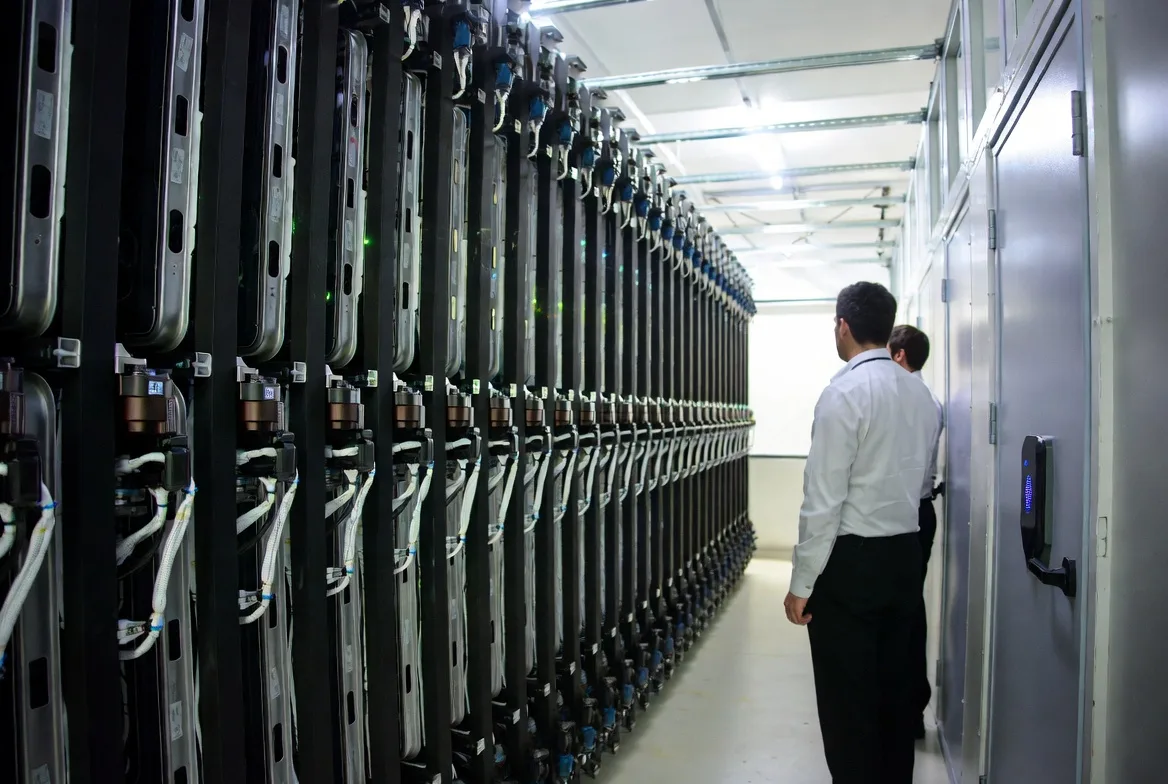 secure crypto custody data center with access control systems
